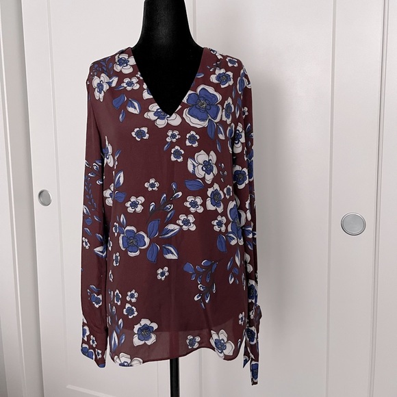 4๐๐๐$50 BANANA REPUBLIC floral blouse sizeS - Picture 4 of 6